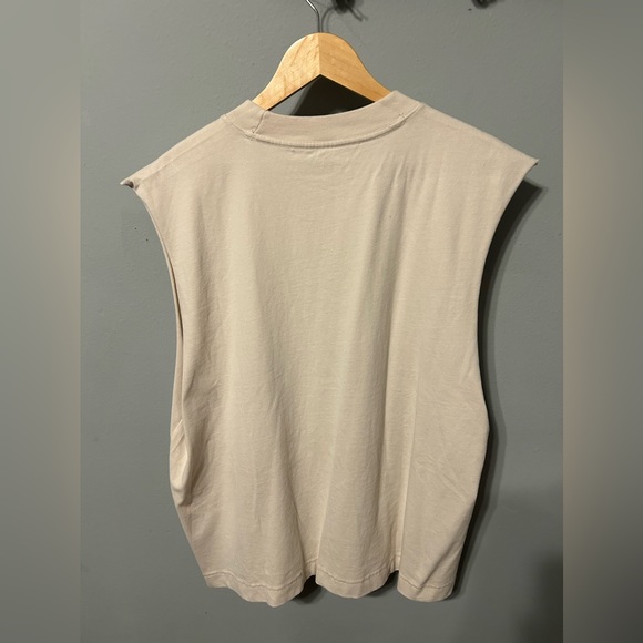 Abercrombie & Fitch Cream Cropped Tank Top - Medium - Picture 2 of 3